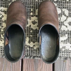 DANSKO clogs